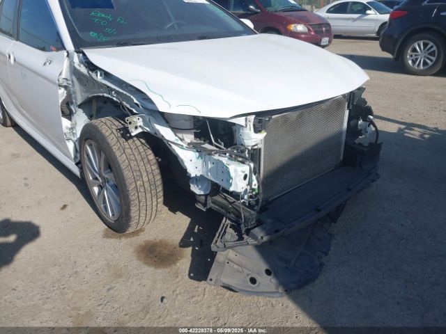 4T1C11AK8MU583038 Toyota CAMRY LE