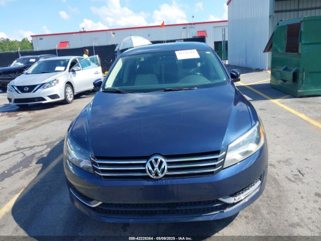 1VWBT7A33EC051352 Volkswagen Passat 1.8t Se