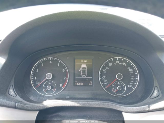 1VWBT7A33EC051352 Volkswagen Passat 1.8t Se