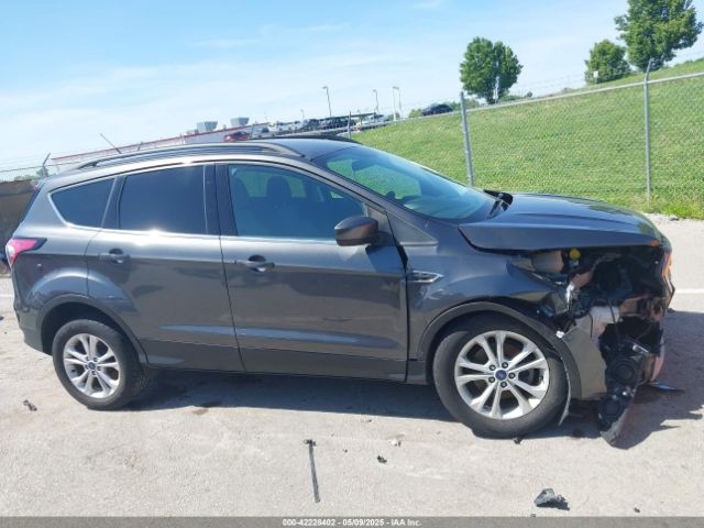 1FMCU0GD5HUF05607 Ford ESCAPE SE