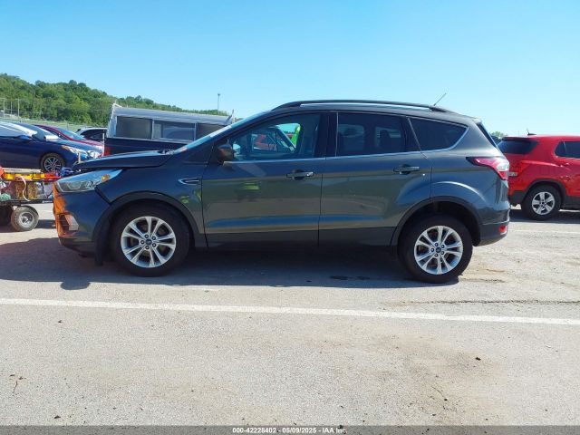 1FMCU0GD5HUF05607 Ford ESCAPE SE