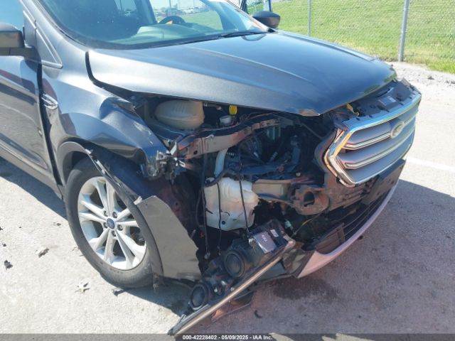1FMCU0GD5HUF05607 Ford ESCAPE SE