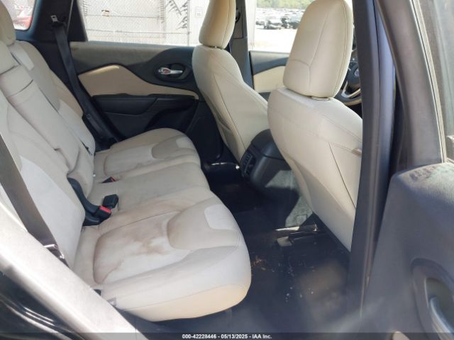 1C4PJMAB9GW145256 Jeep Cherokee Sport