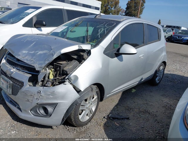 Chevrolet Spark Ls Cvt 2015 KL8CB6S95FC804932 Image 2