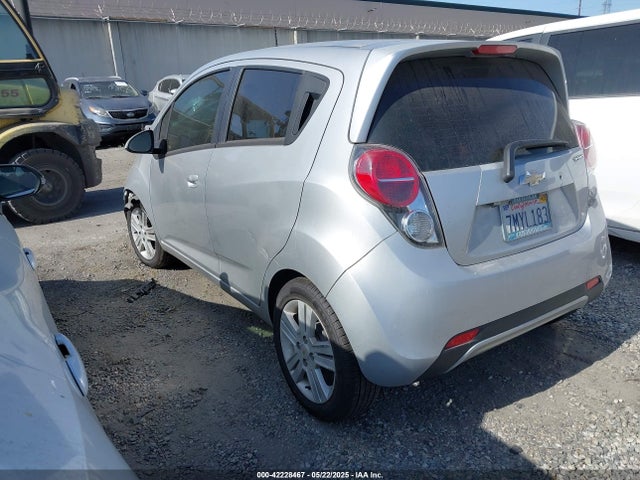 Chevrolet Spark Ls Cvt 2015 KL8CB6S95FC804932 Image 3