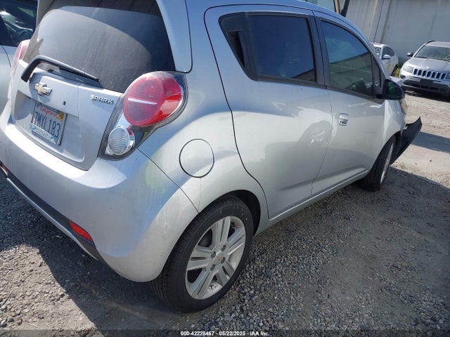 Chevrolet Spark Ls Cvt 2015 KL8CB6S95FC804932 Image 4