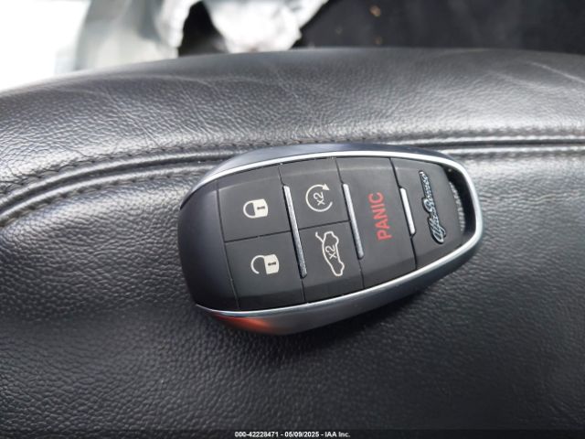 2018 ALFA ROMEO STELVIO ZASFAKAN8J7B82205 Photo 10