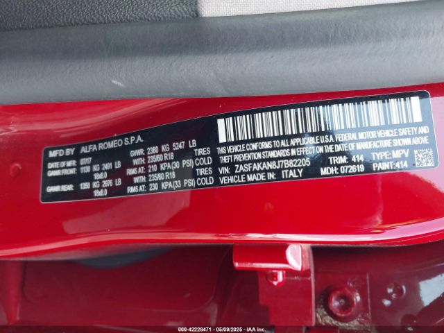2018 ALFA ROMEO STELVIO ZASFAKAN8J7B82205 Photo 8