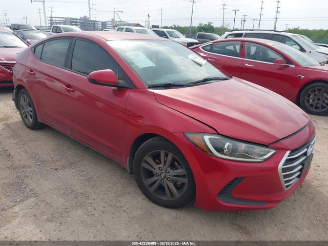2017 5NPD84LF0HH203521 main image
