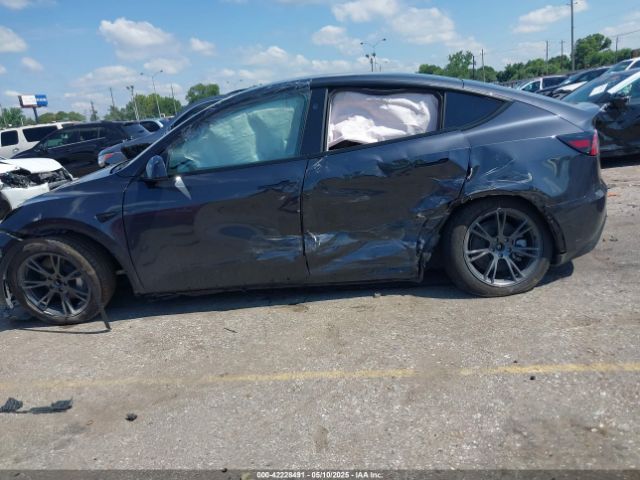 7SAYGDED9RA321373 Tesla 2024