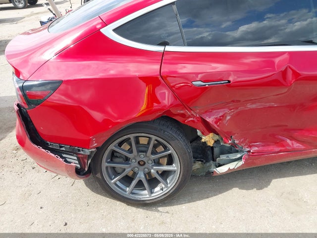 2018 TESLA MODEL 3 5YJ3E1EA8JF019341 Photo 5