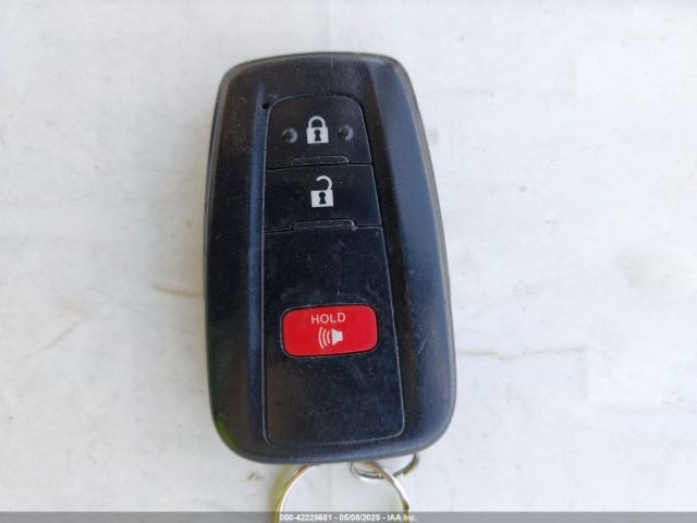 JTDKARFU1G3506403 Toyota Prius Four