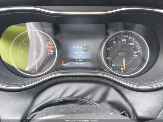 1C4PJMDX1KD282994 Jeep Cherokee Limited 4x4