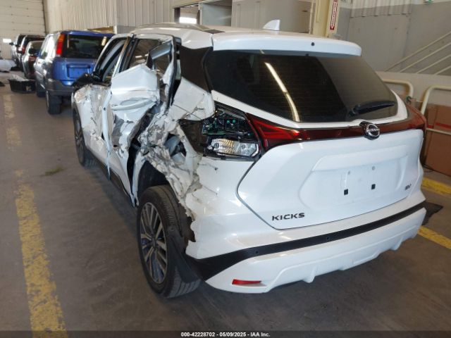 2023 NISSAN KICKS 3N1CP5CVXPL567460 Photo 2