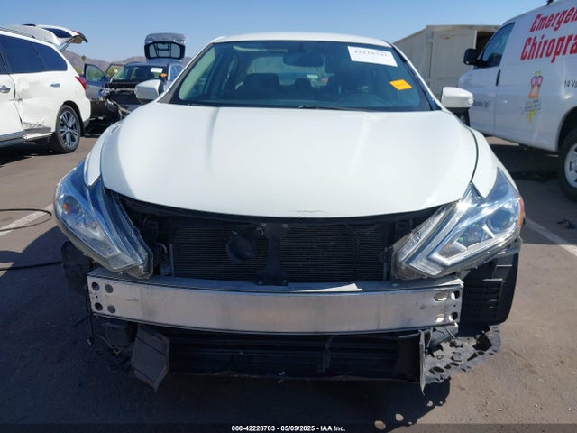 1N4AL3APXJC177377 Nissan Altima 2.5 Sl