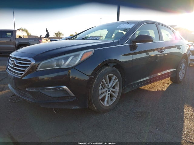 Hyundai SONATA SE 2015 5NPE24AF5FH138722 Image 2