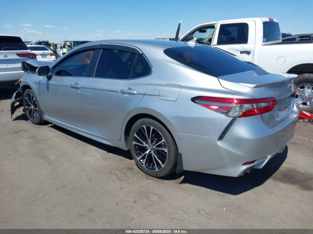 4T1B21HK3JU001163 Toyota Camry Hybrid Se