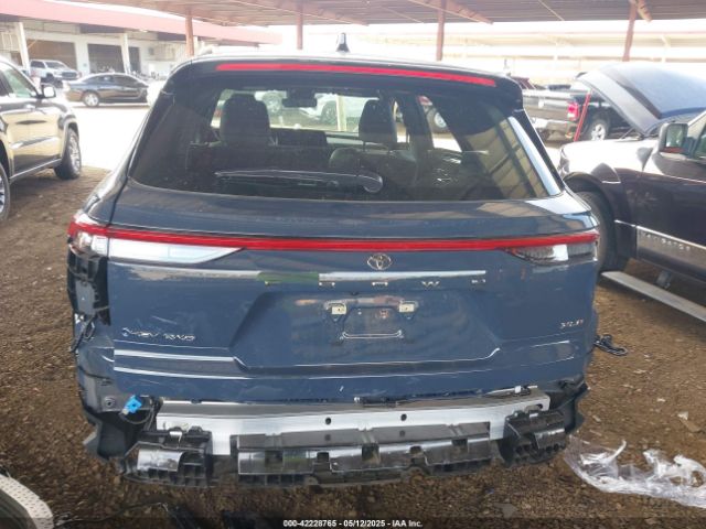 JTDACAAJ3S3003355 Toyota Crown Signia Xle