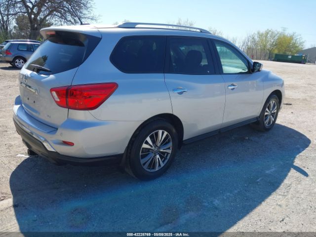 5N1DR2MN5HC683800 Nissan Pathfinder Sv