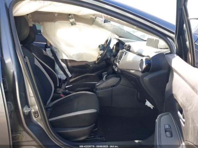 3N1CN8EV4ML884313 Nissan Versa Sv Xtronic Cvt