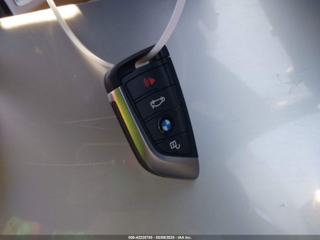 2021 BMW X1 WBXJG9C00M5T85183 Photo 10