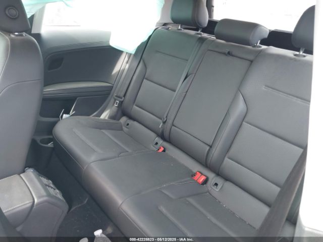 3VW817AU1FM023073 Volkswagen Golf Tsi S 2-door