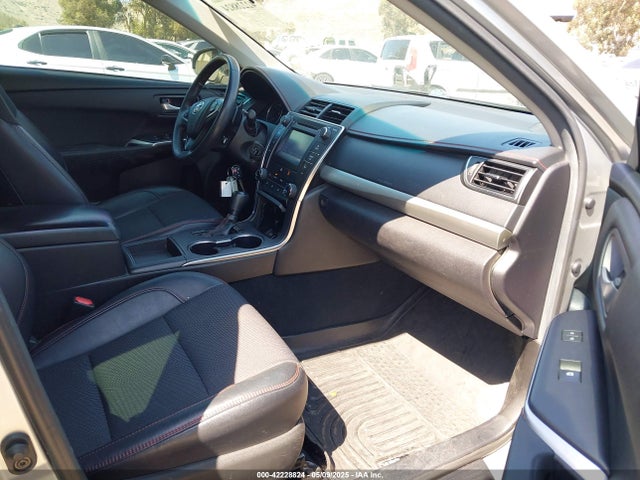 4T1BF1FK1HU420808 Toyota CAMRY SE