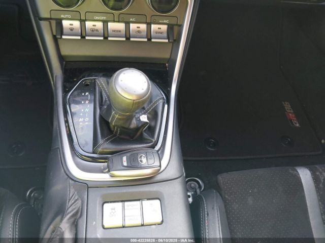2024 TOYOTA GR86 JF1ZNBE19R8757439 Photo 10