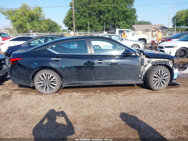 Nissan 2024 2024 1N4BL4DV8RN326454 Image 14