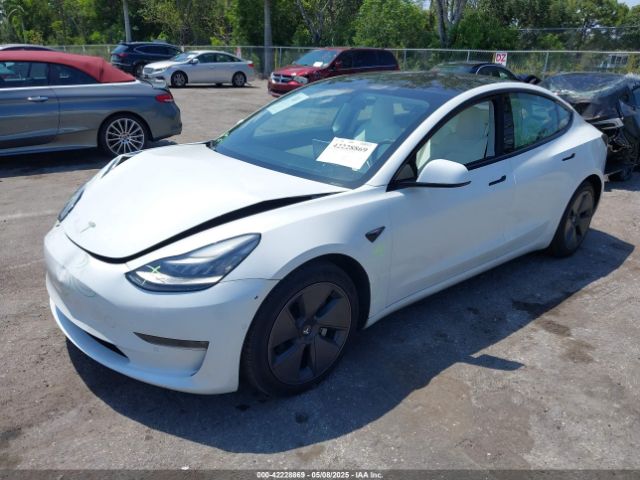 2021 TESLA MODEL 3 5YJ3E1EB5MF847912 Photo 1