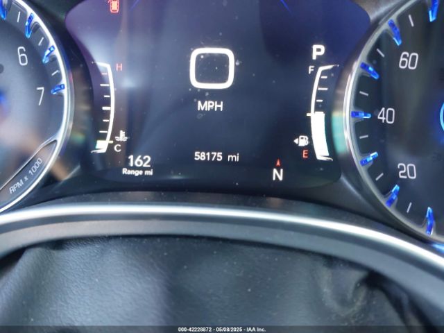 2C4RC1BG0KR638594 Chrysler Pacifica Touring L