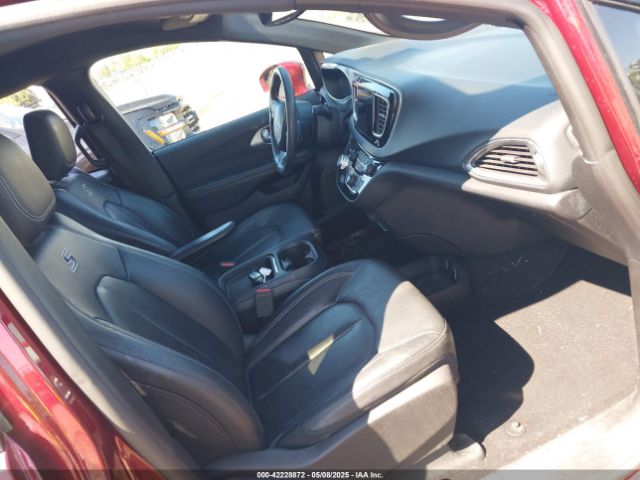 2C4RC1BG0KR638594 Chrysler Pacifica Touring L