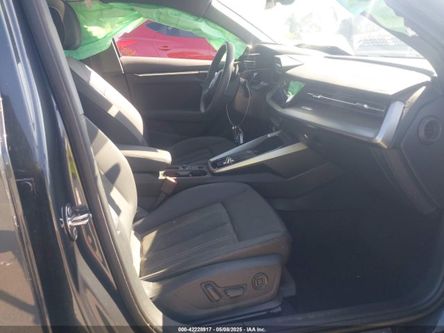 WAUHUDGY4PA070404 Audi 40 tfsi