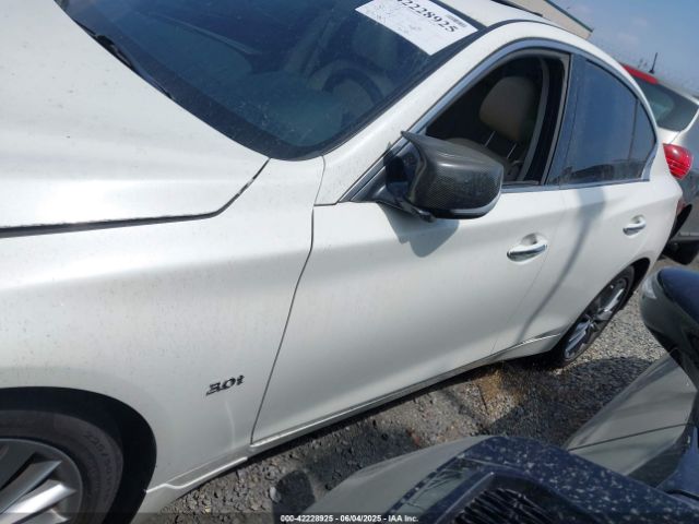JN1EV7AR4JM611207 Infiniti Q50 3.0t Luxe