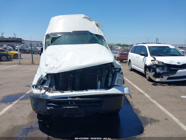 1N6BF0LX4FN806349 Nissan Nv Cargo Nv2500 Hd Sv V6