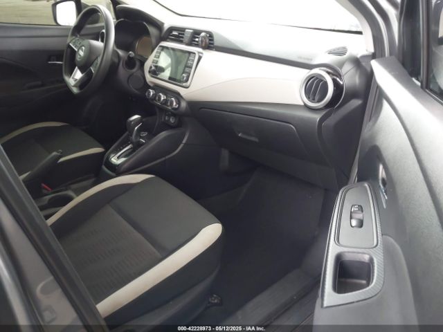3N1CN8EV3ML830677 Nissan Versa Sv Xtronic Cvt