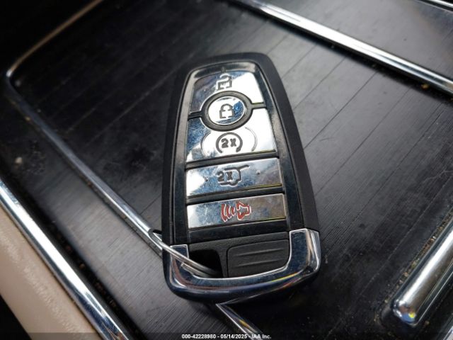 2020 LINCOLN AVIATOR 5LM5J7XC4LGL28361 Photo 10