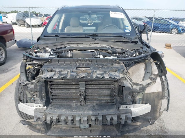 5LM5J7XC4LGL28361 Lincoln 2020