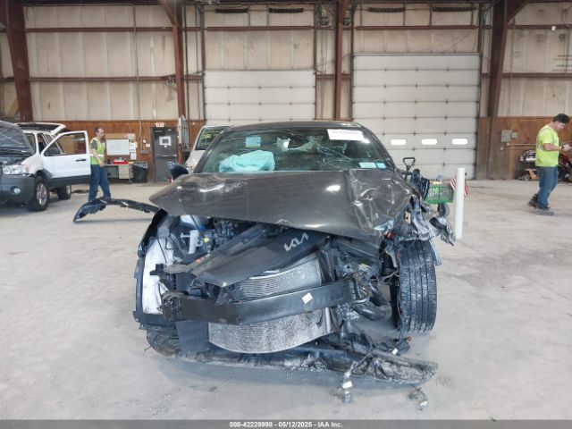 3KPF54AD3PE581872 KIA Forte Gt-line