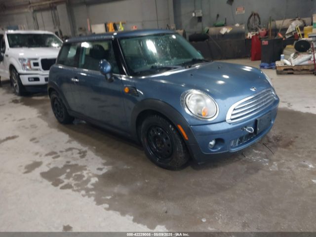 2009 MINI COOPER WMWMF33569TU73595