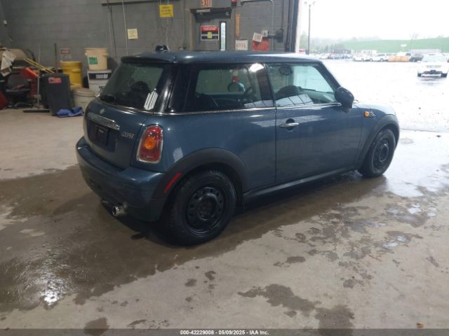2009 MINI COOPER WMWMF33569TU73595 Photo 3