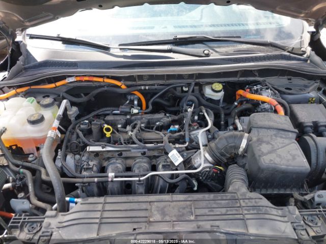 1FMCU0BZ8MUA09021 Ford Escape Se Hybrid