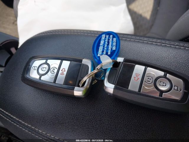 1FMCU0BZ8MUA09021 Ford Escape Se Hybrid