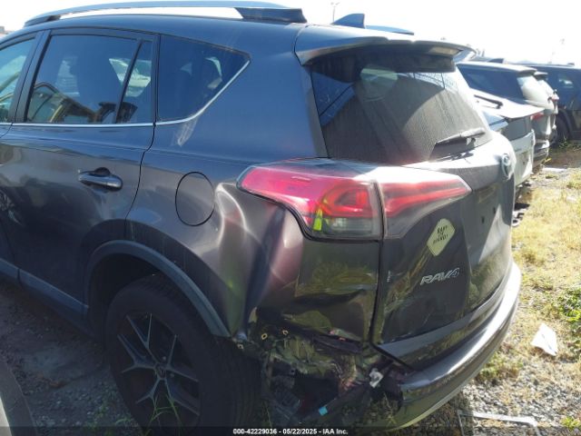 2T3NFREV6GW239717 Toyota RAV4 SE