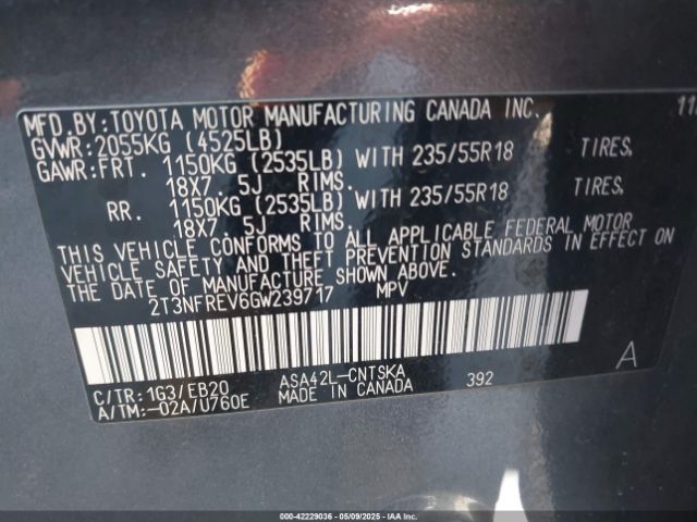 2T3NFREV6GW239717 Toyota RAV4 SE