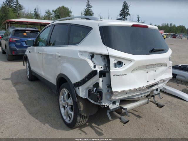 1FMCU9J94FUB96508 Ford Escape Titanium