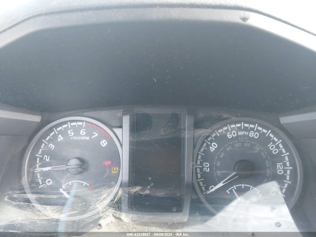 5TFDZ5BN0GX002152 Toyota Tacoma Sr5
