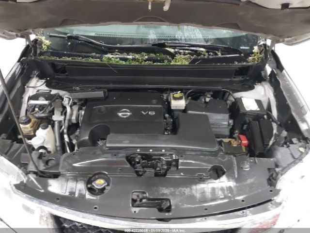 5N1AR2MM0EC672760 Nissan Pathfinder Sv
