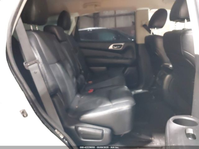 5N1AR2MM0EC672760 Nissan Pathfinder Sv