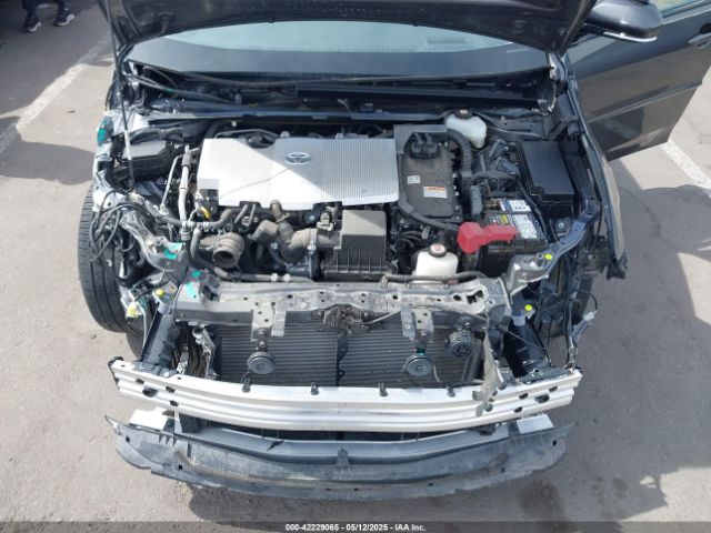 JTDKARFU2L3116050 Toyota Prius Limited